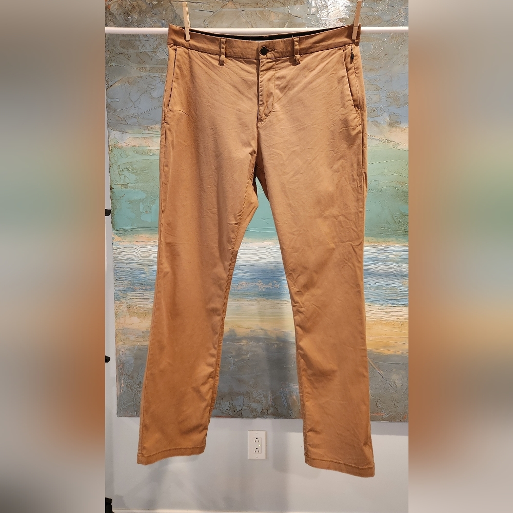 Mens Old Navy Ultimate tech pants straight 34x32